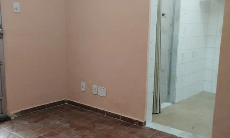 Alugo Casa De Vila...