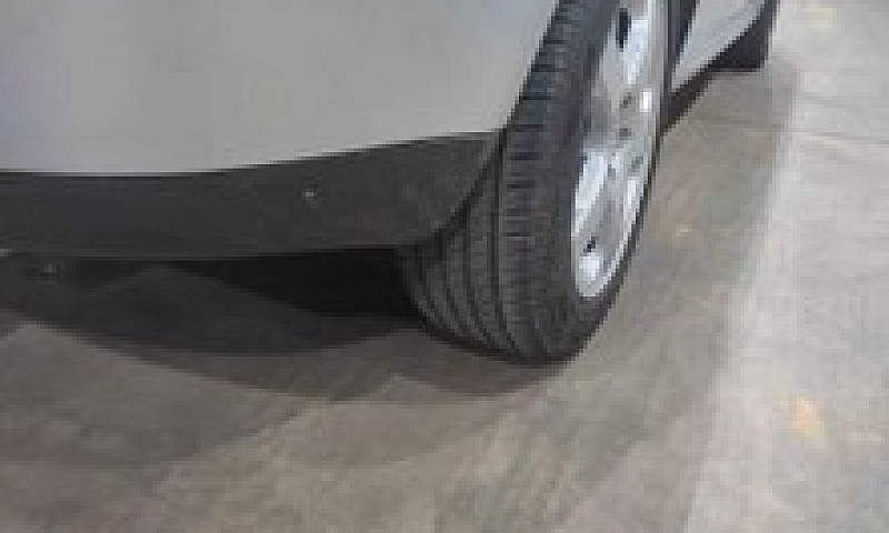 2005 Volkswagen Golf...