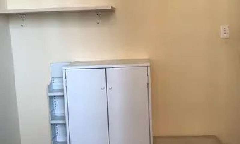Quarto Mobiliado...