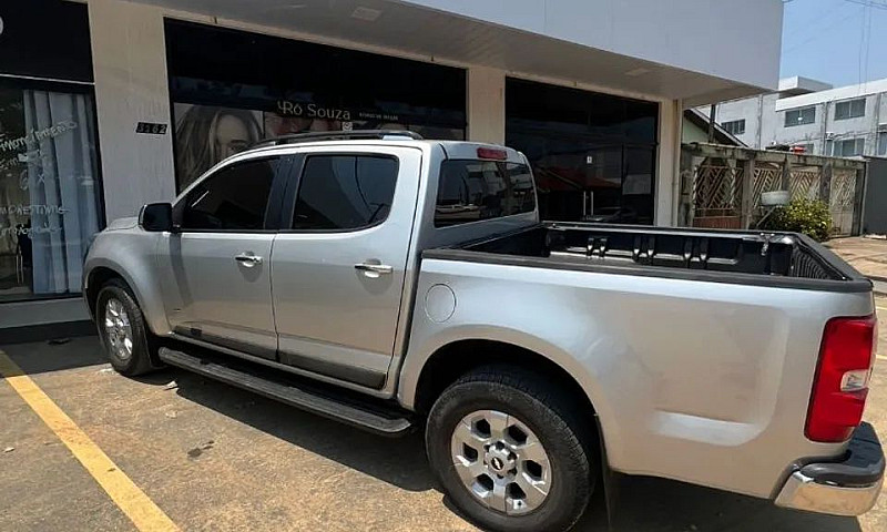 Chevrolet S10 Pick-U...