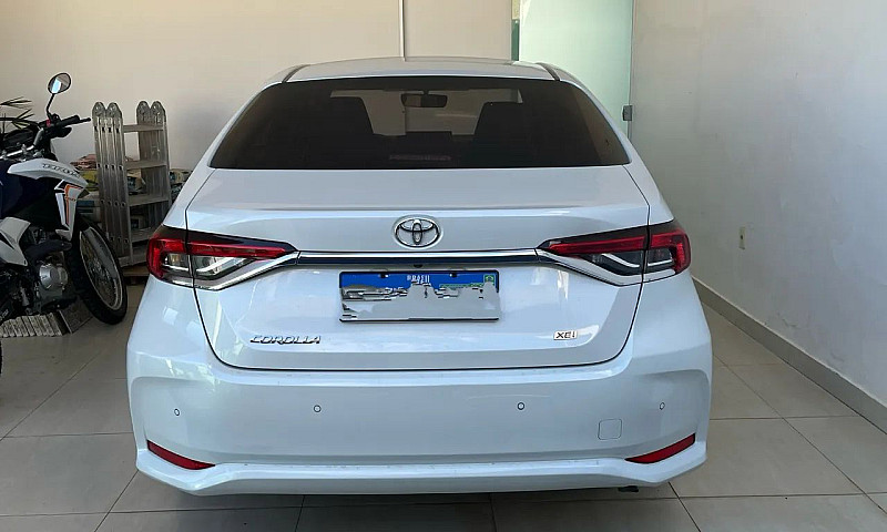 Toyota Corolla Xei 2...