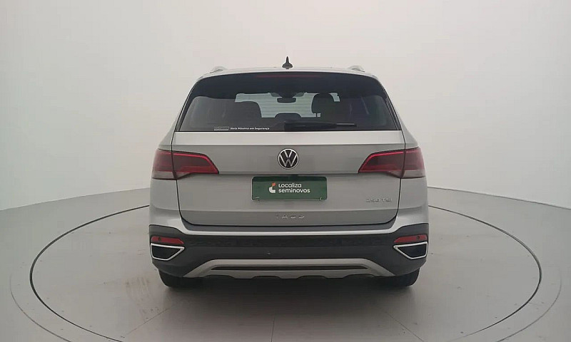 Volkswagen Taos High...