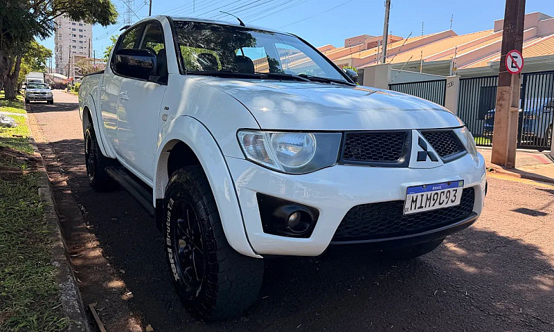 Mitsubishi L200 Trit...