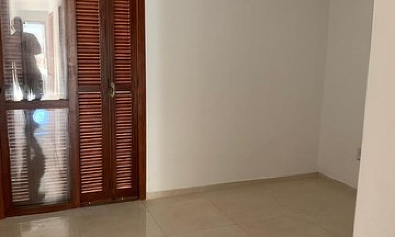Apartamento Com 1Dor...