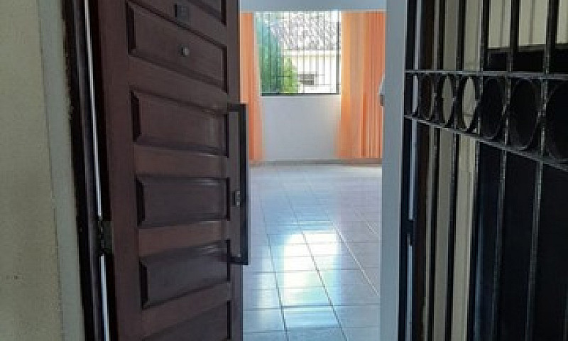 Apartamento Com 3 Qu...