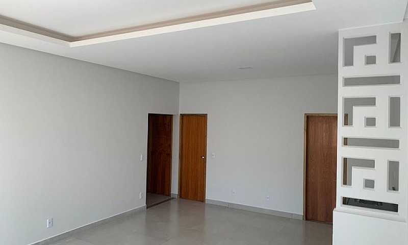 Casa Com 3 Dormitóri...