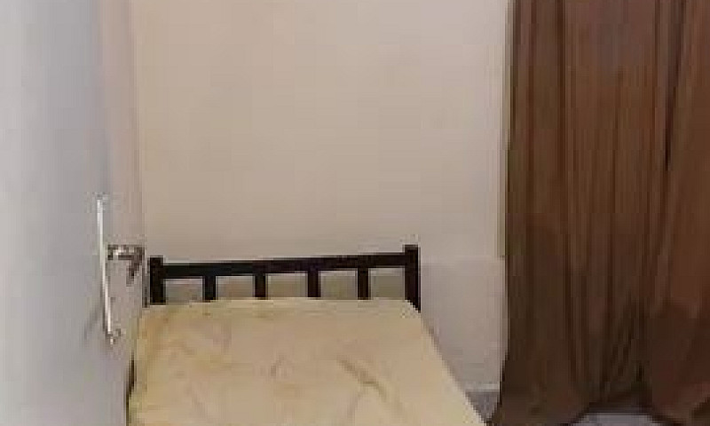 Quarto Mobiliado...