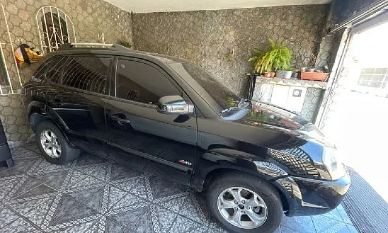 Hyundai Tucson 2.7 M...