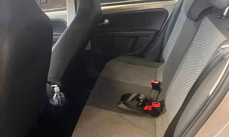 Volkswagen Up! Move ...