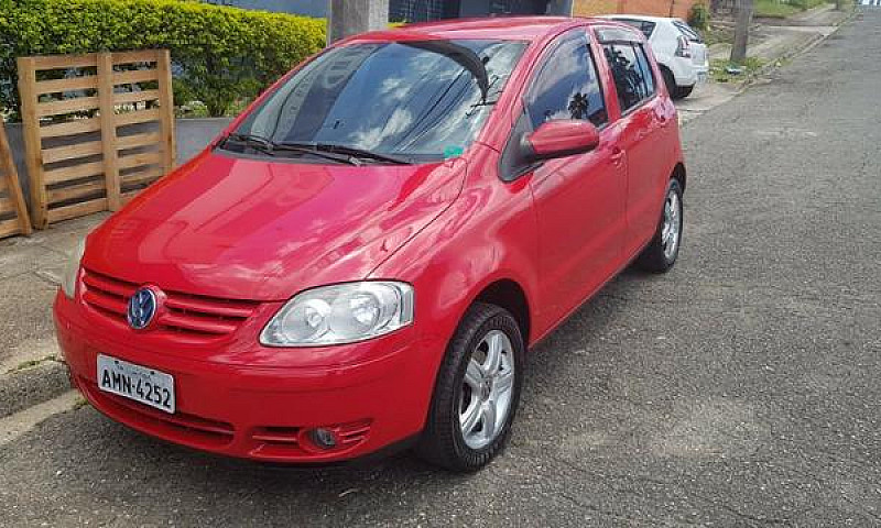 Fox 2005 1.6 Abaixo ...