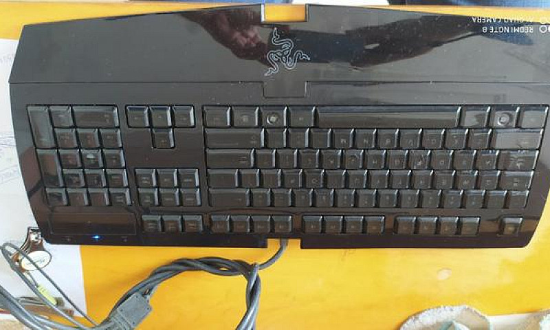 Teclado Razer Lycosa...