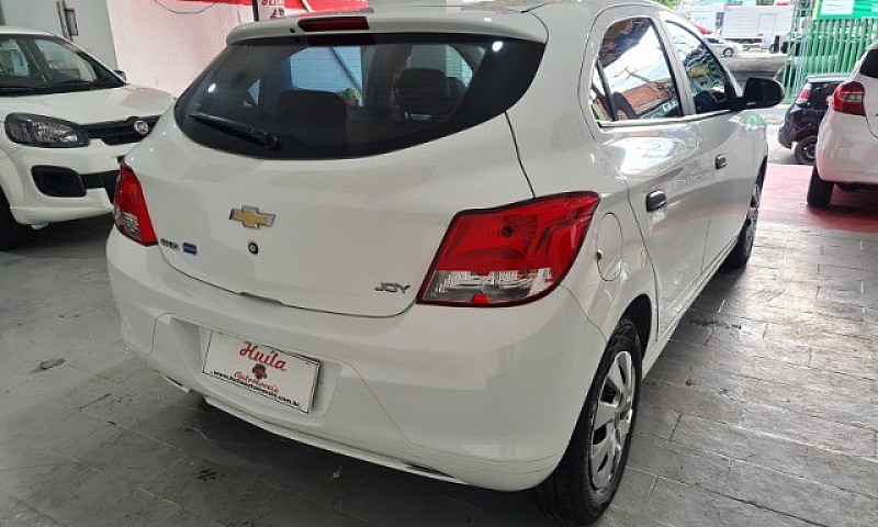 Chevrolet Onix Joy 1...