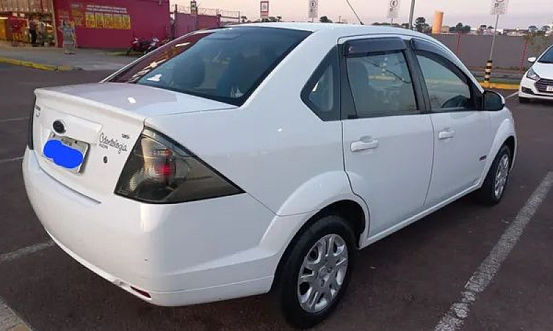 Fiesta Sedan Class 1...