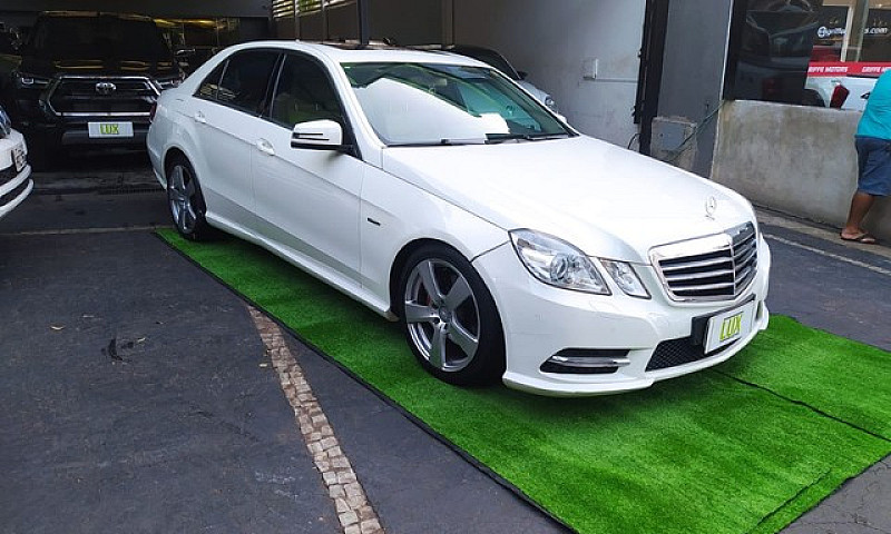 Mercedes-Benz E-250 ...