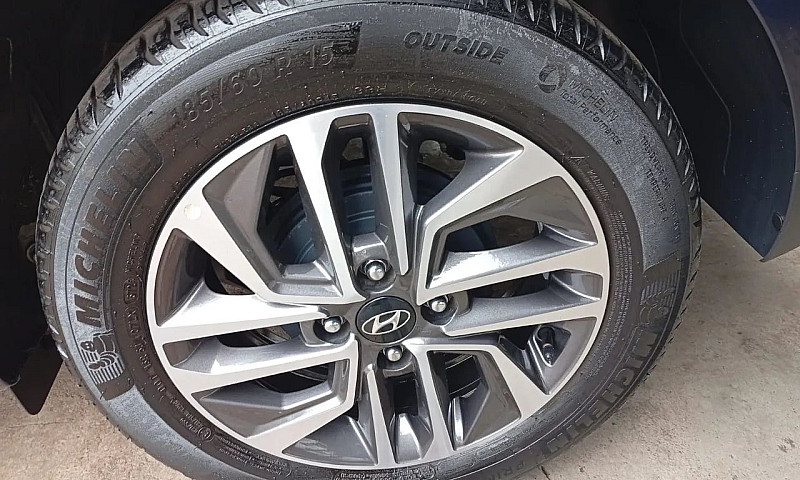 Hyundai Hb20 Limited...