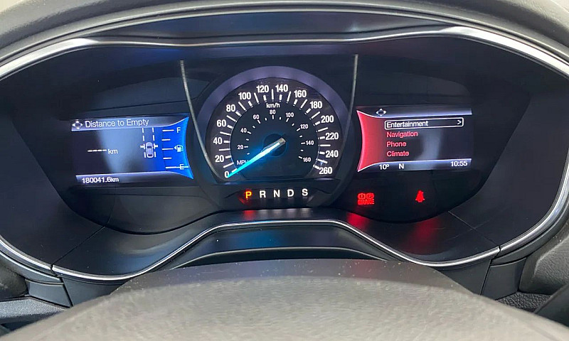 Ford Fusion Titanium...