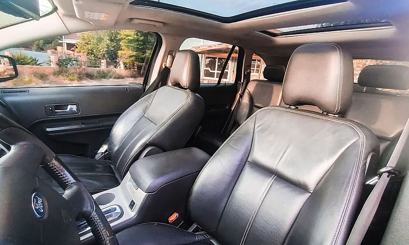 Ford Edge Limited 3....