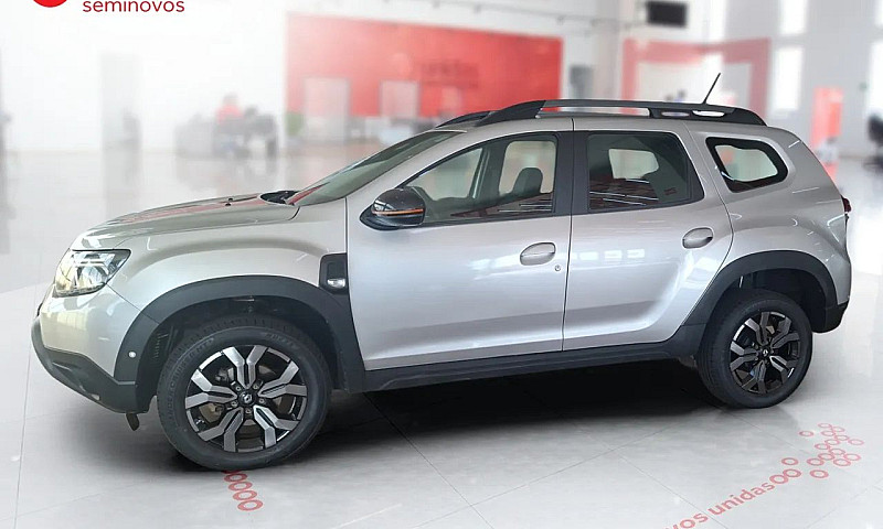 Renault Duster Iconi...