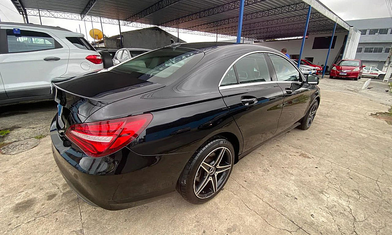 Mercedes-Benz Cla-18...