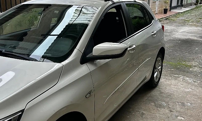 Chevrolet Onix Hatch...