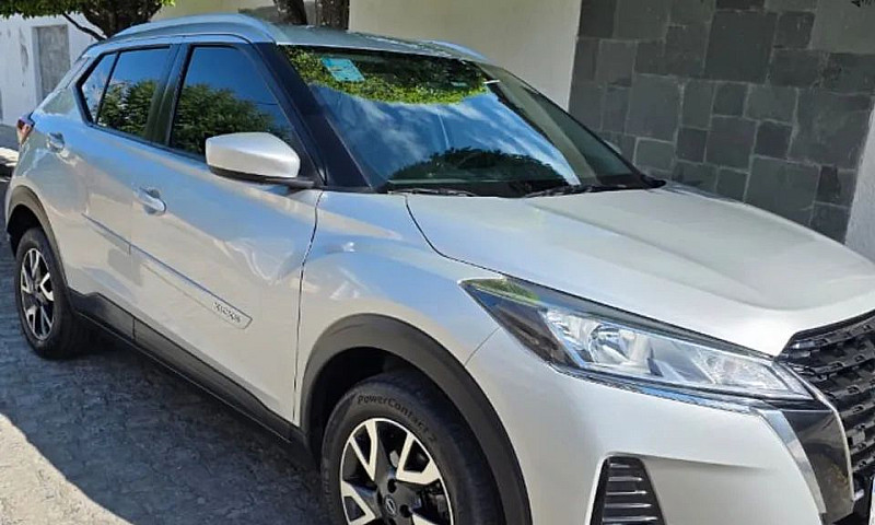 Nissan Kicks Sense 1...