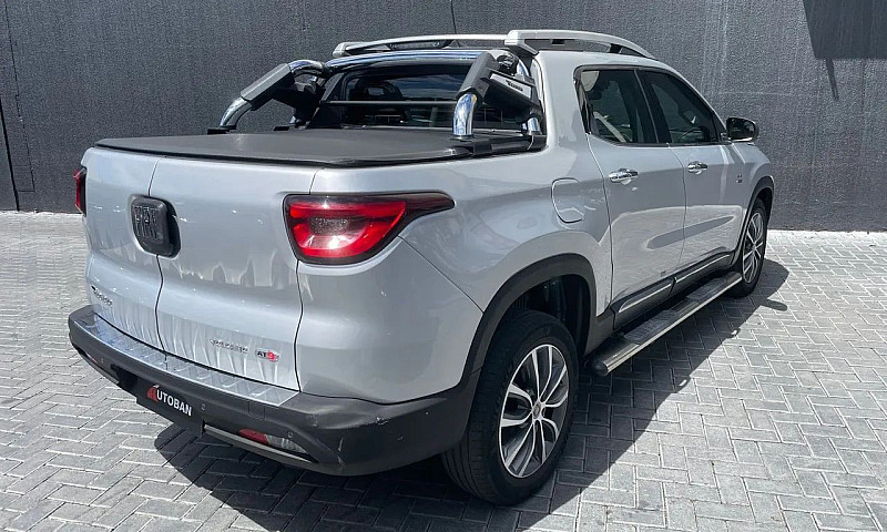 Fiat Toro Volcano 2....
