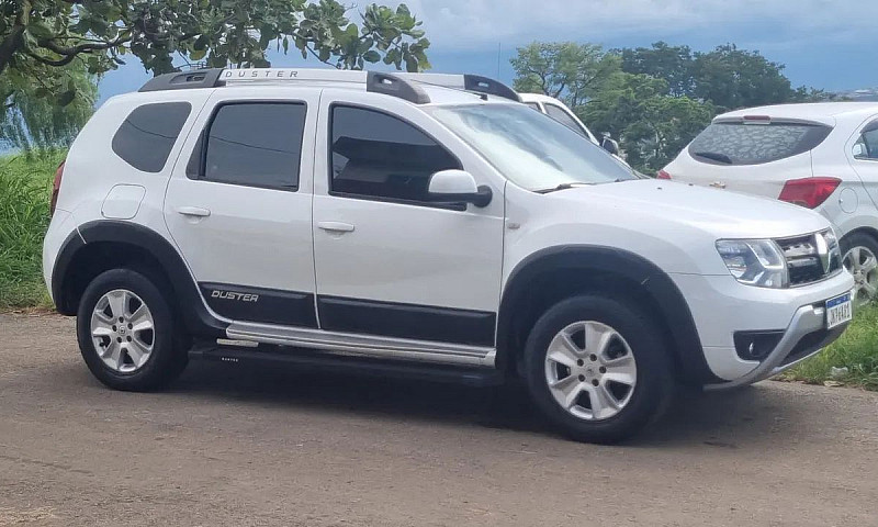 Renault Duster Dakar...