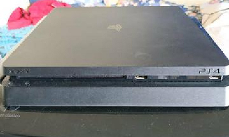 Ps4 Slim...