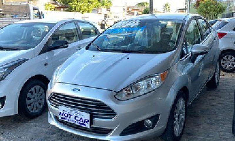 New Fiesta Sedan 1.6...