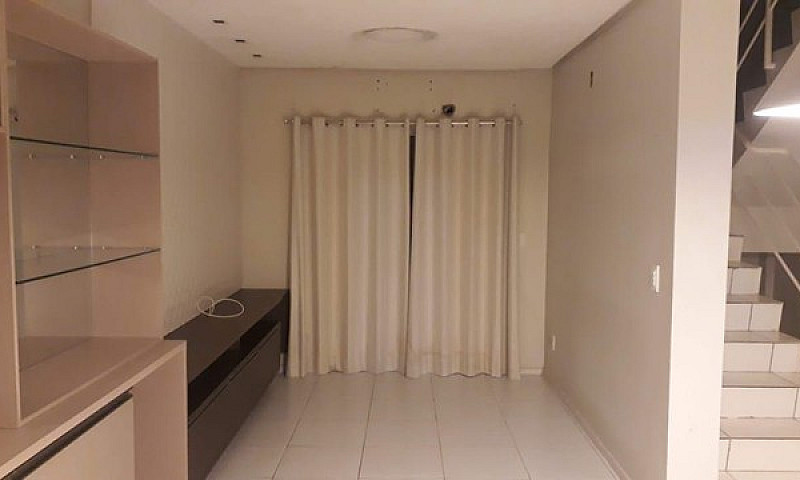 <Br>Casa Duplex Em C...