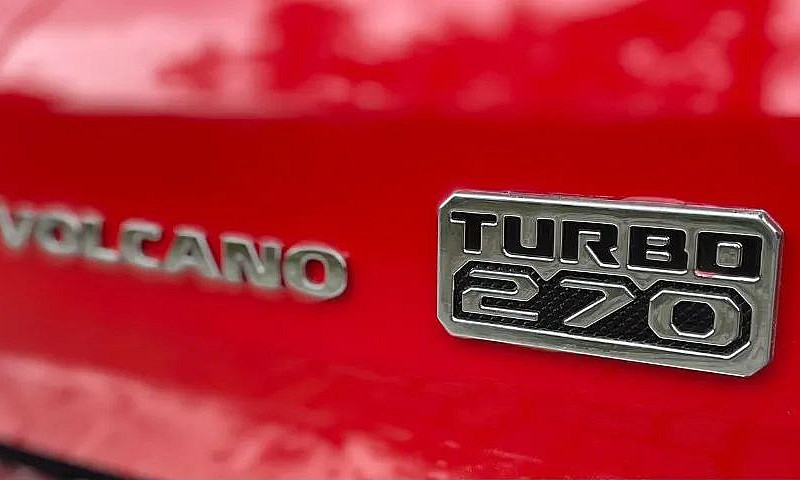 Fiat Toro Volcano 1....