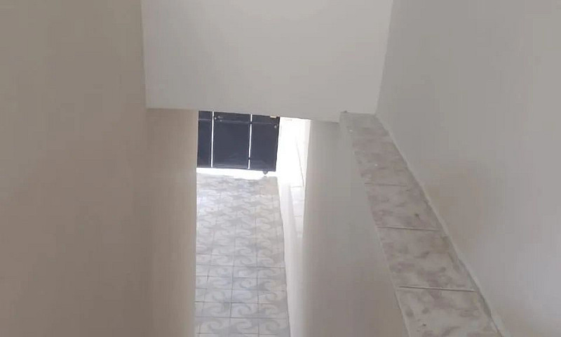 Aluga Se Apartamento...