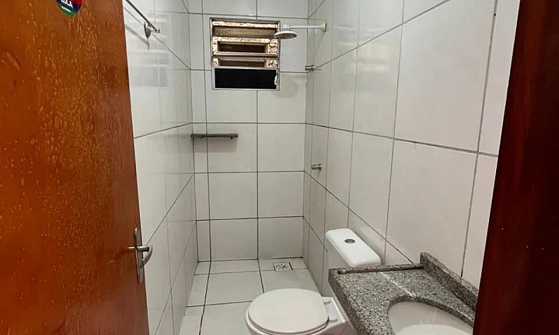 Alugo Kitnet Novinho...
