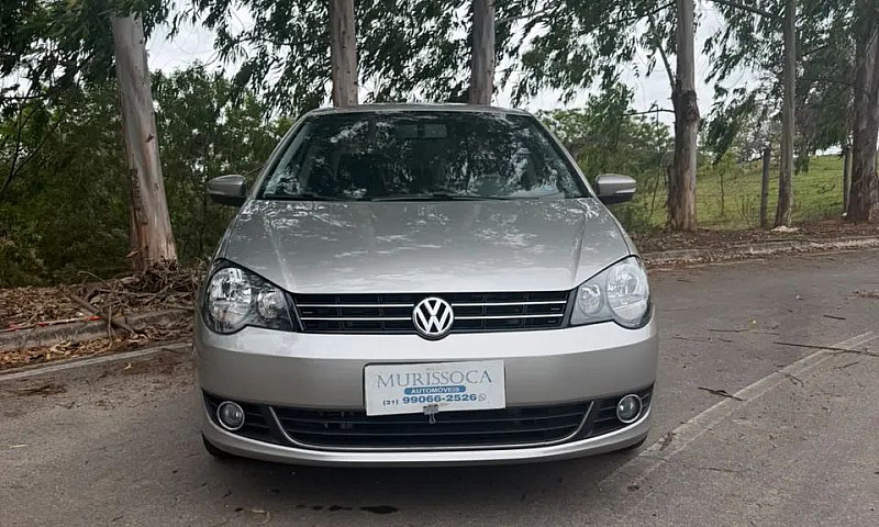 Volkswagen Polo Sed....