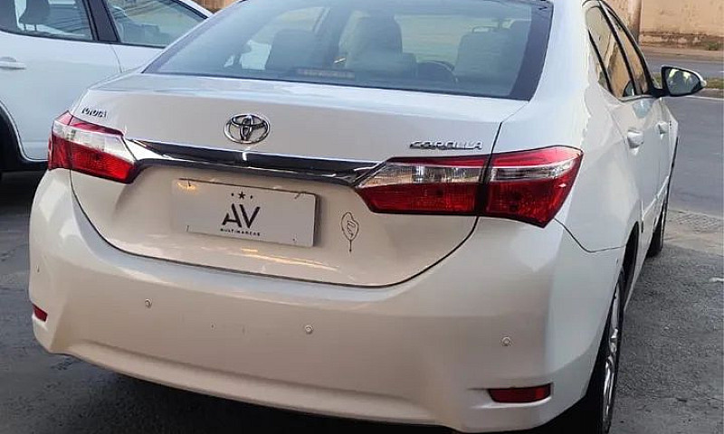 Toyota Corolla Gli 1...