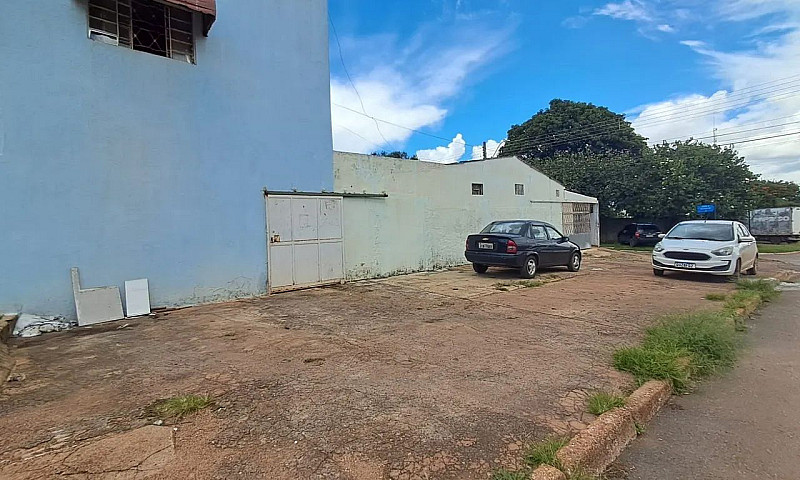 Vendo Casa Na Ceilân...