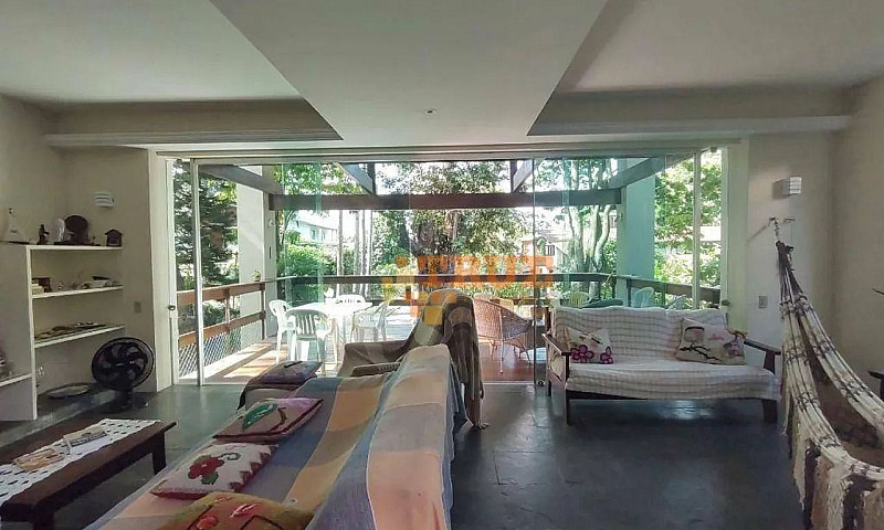 Casa Espetacular Com...