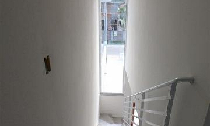 Casa À Venda Com 2 D...