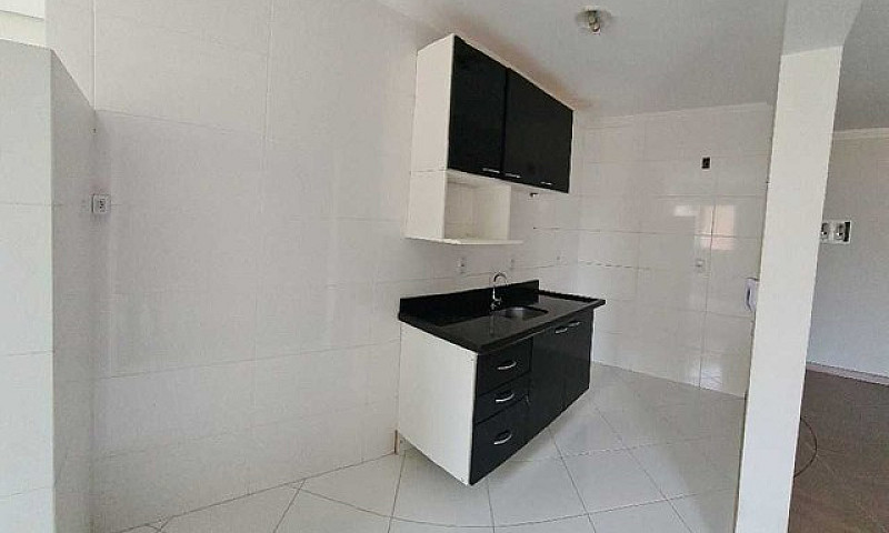 Apartamento Com Saca...