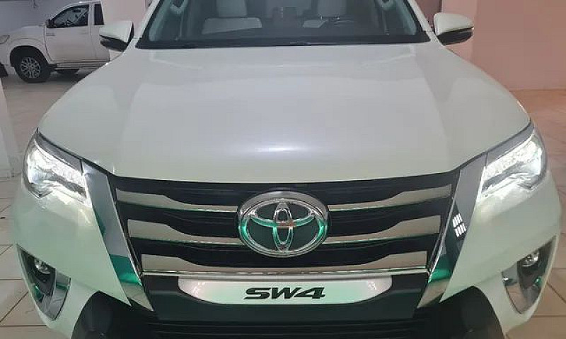 Hilux  Sw4  Diamond ...