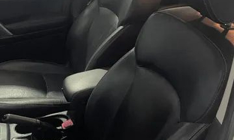 Subaru Forester 2.0S...