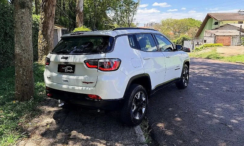 Jeep Compass Trailha...