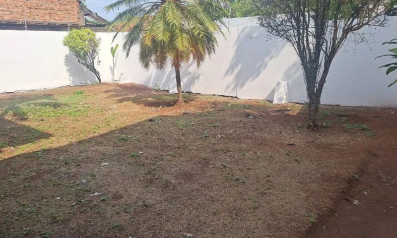 Alugo Sobrado 240 M²...