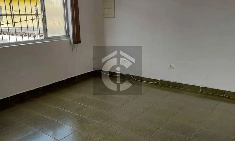 Sobrado A 2 Casas Ve...