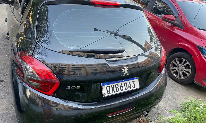 Peugeot 208 Active 1...