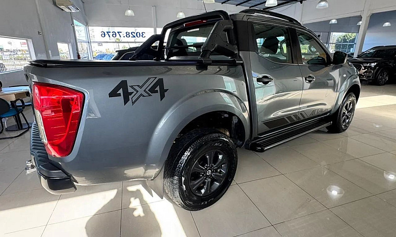 Nissan Frontier Atta...