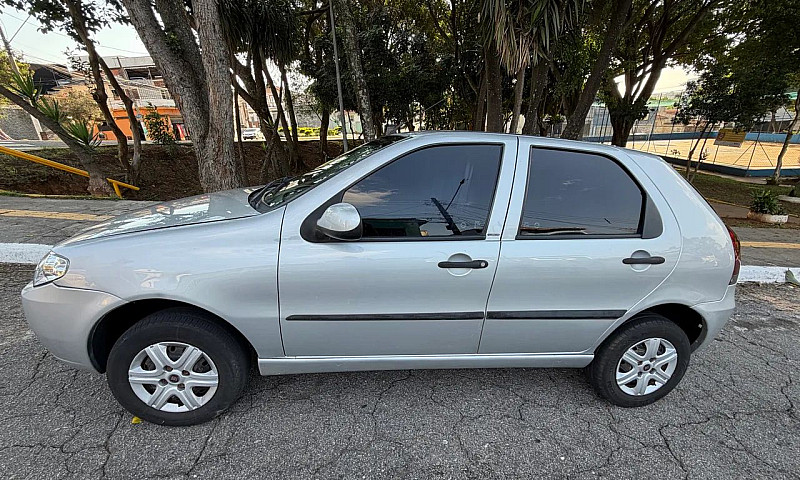 Fiat Palio 1.0 Econo...
