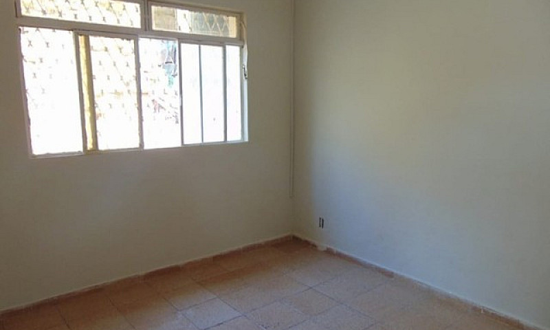 Vende-Se Casa Em San...