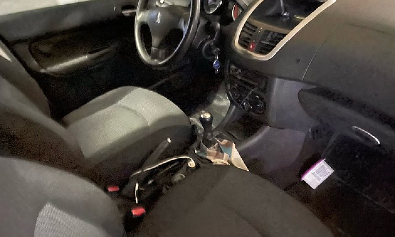 Vendo Peugeot 207 Mo...