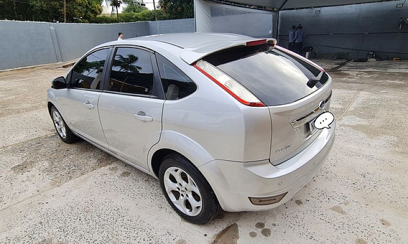 Ford Focus Titanium ...
